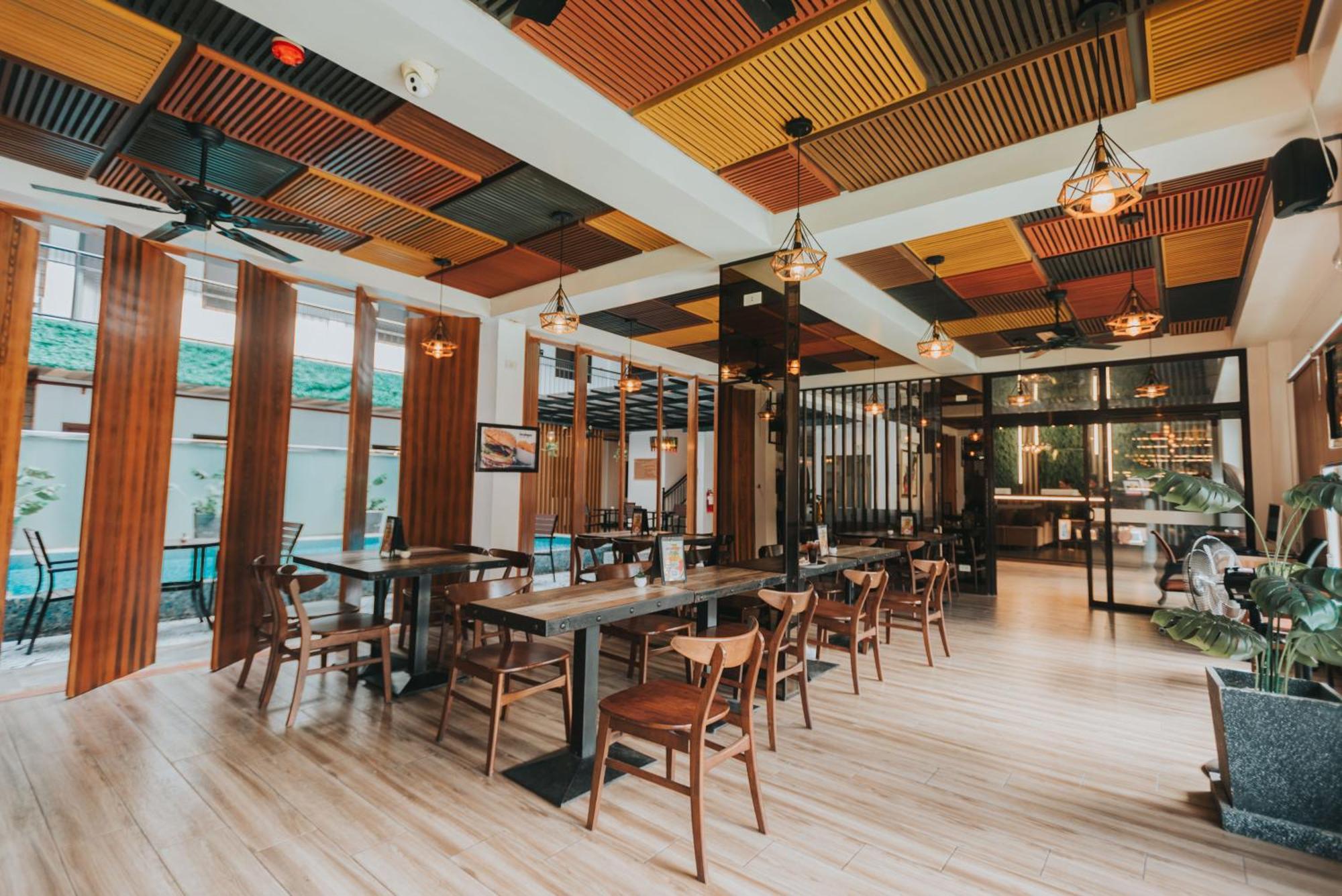 Surestay Plus Hotel By Best Western Ac Luxe Angeles City Exterior foto